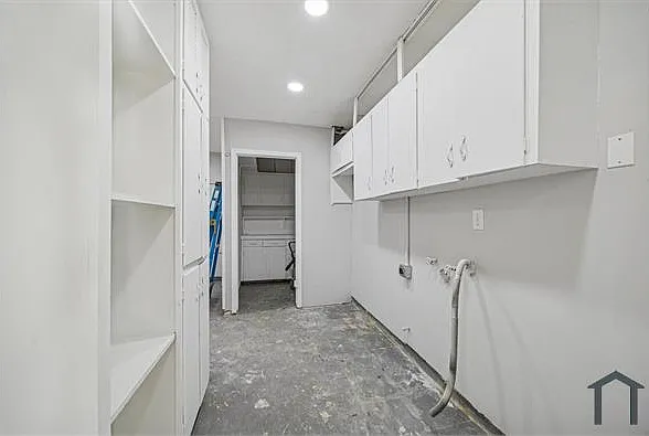 1703 Raintree St — Photo 15