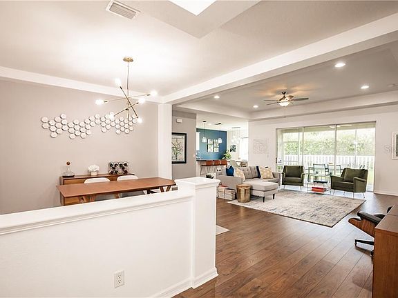 4th image of 11996 Forest Park Cir