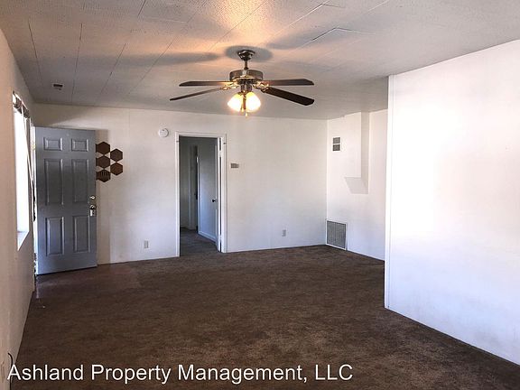 4th image of 294 De Barr Ave