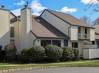 220 Arrowood Way, Basking Ridge, NJ 07920