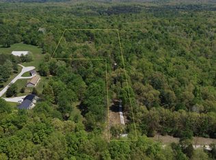 7653 Garrity Rd, Seymour, IN 47274