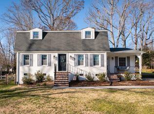 725 Rollingwood Dr, Greensboro, NC 27410