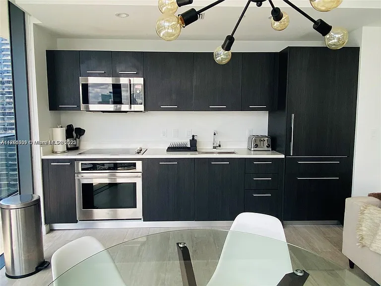 55 SW 9th St #30 — Photo 19