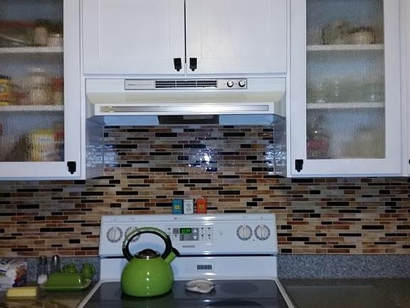 3rd image of 2233 N 30th St #2239