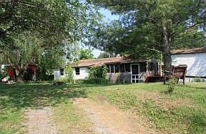 2nd image of 401 Sam Aiken Rd