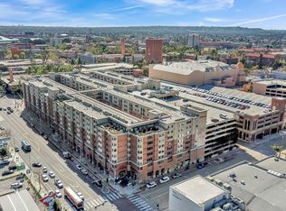 University Gateway, Los Angeles, CA 90007