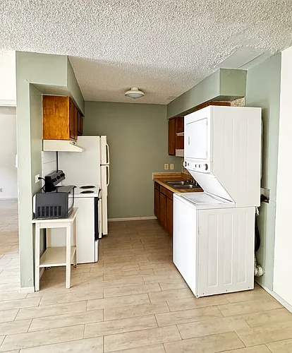 1326 S Saint Marys St #6 Photo 1