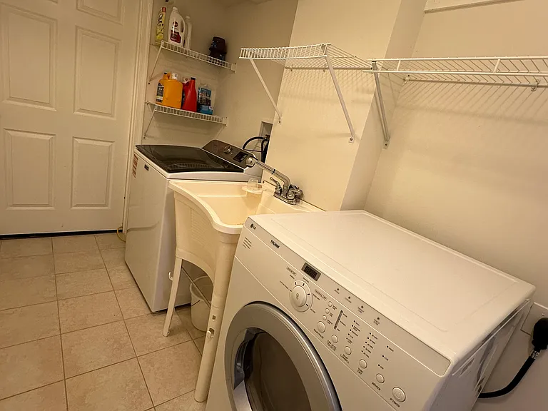 7243 Antares Dr — Photo 4