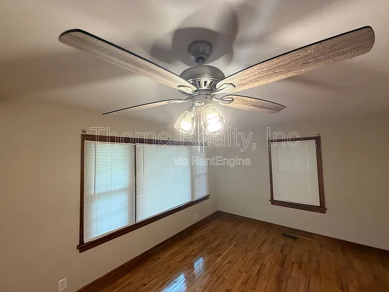 1809 Bedford Rd — Photo 15