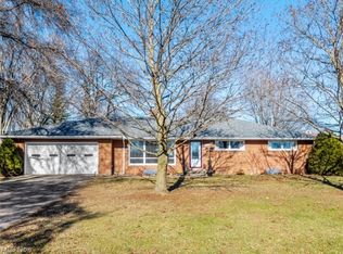 22814 Buck Rd, Alliance, OH 44601