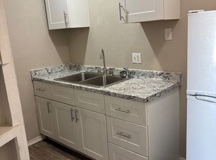 2206 W Hickory St APT 5, Denton, TX 76201