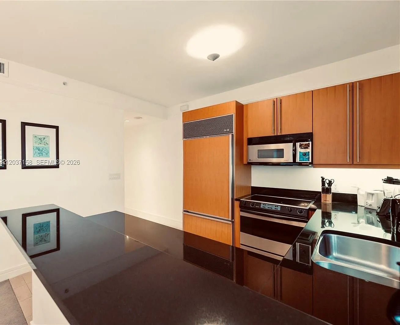 2 bed, 1747 sqft, $15,000 — Photo 4