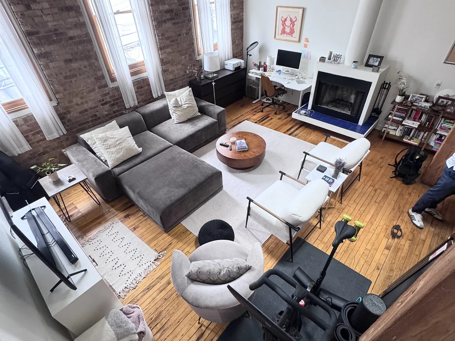 1114 West Belmont LLC - 2 — Photo 2