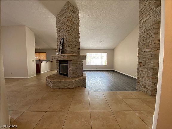 3rd image of 4327 Peaceful Path Ct
