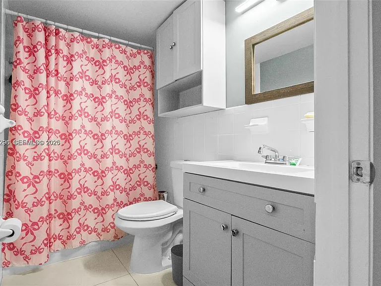 104 SW 9th St #305 — Photo 7