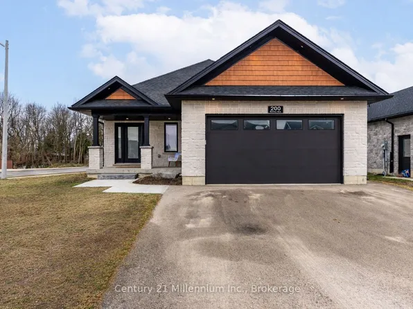 200 Eccles Ave, West Grey, ON N0G 1R0