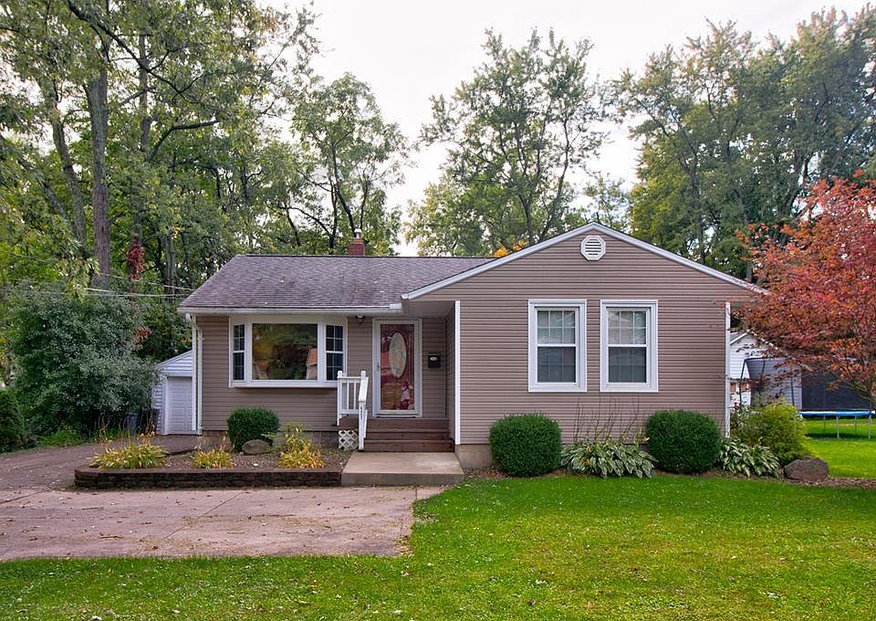 1st image of 421 Cline Ave