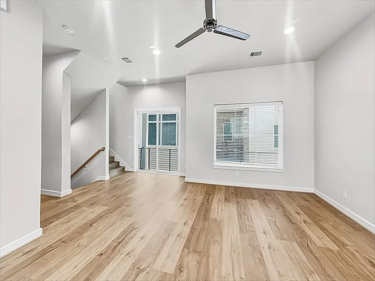 6317 Paddington Bend Dr — Photo 7