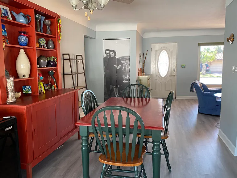2560 E Vina Del Mar Blvd — Photo 7