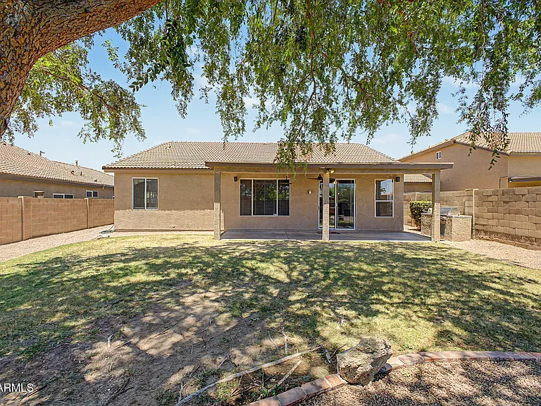 4545 E Rowel Rd — Photo 35