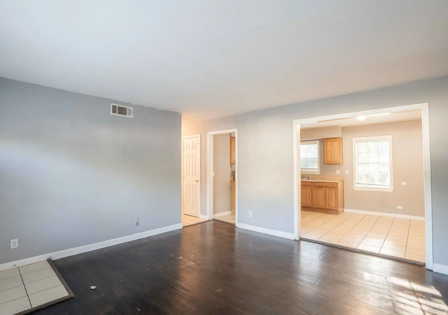 Charming 3 Bed| 1 Bath in North Tulsa — Photo 4