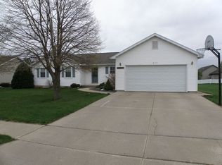 433 Meadow Lark Ln, Rock Falls, IL 61071