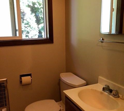 3rd image of 1319 E Reserve St APT 10