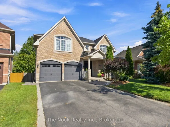 134 2nd Ave, Uxbridge, ON L9P 2A2