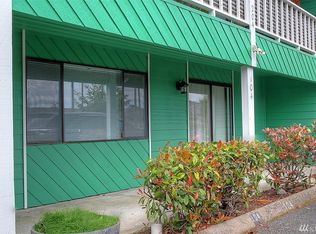 645 NW Atalanta Way APT 204, Oak Harbor, WA 98277
