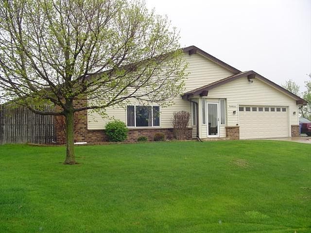 1st image of W160S7131 Daisy Dr