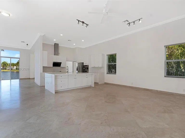1666 Victoria Pointe Cir — Photo 31