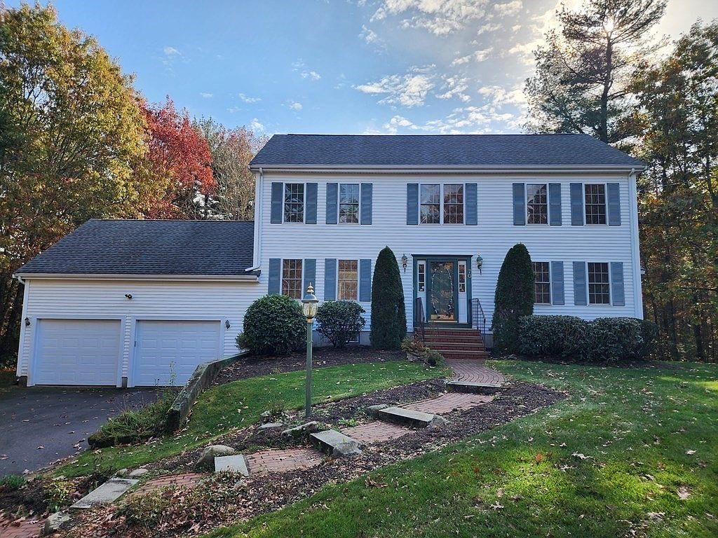 70 Pine St, Middleboro, MA 02346 MLS 73179591 Zillow