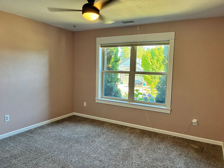 530 Saint Augustine Dr — Photo 7