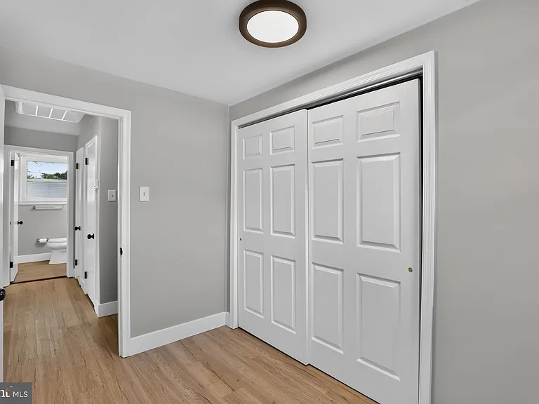 1539 Reservoir Ave — Photo 19