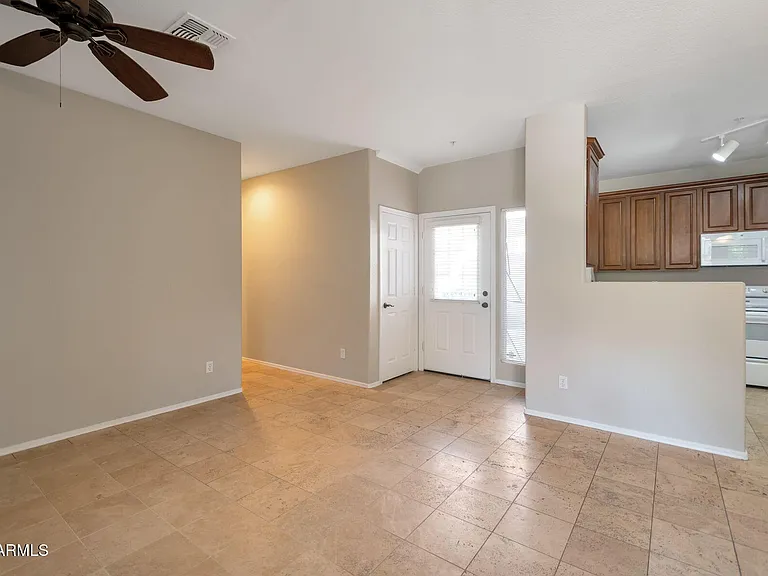 1633 E Lakeside Dr #109 — Photo 7