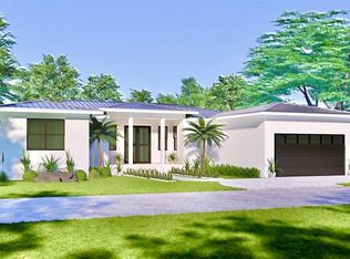 304 Grove St, Nokomis, FL 34275