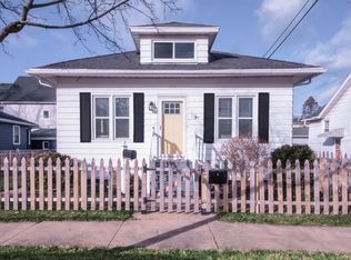1714 Lakeview Ave, Saint Joseph, MI 49085
