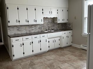 199 Blooming Grove Rd APT 2, Hanover, PA 17331