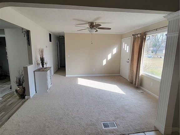 4th image of 3735 Derbyshire Dr