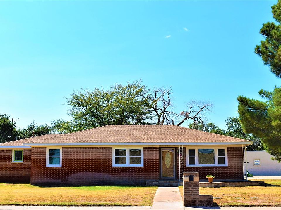 1st image of 702 Avenue K