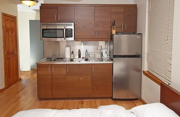 Rented by Azulay Group | media 44