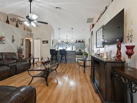 4th image of 1909 Conch Ln