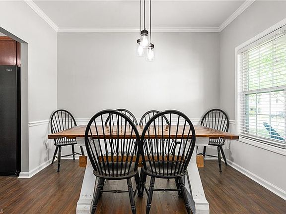 5th image of 1307 Torrey Pines Ct