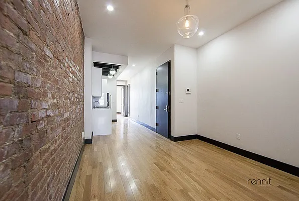 Rented by Rennit Inc. | media 20