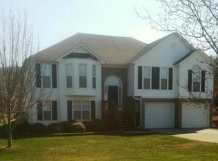 57 Indian Hills Dr, Rydal, GA 30171