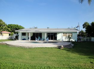 515 72nd St, Holmes Beach, FL 34217