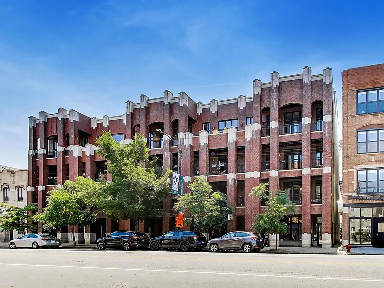 1417 W Chicago Ave #3 — Photo 1