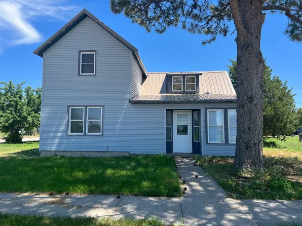 402 Chamberlain Ave, Rushville, NE 69360
