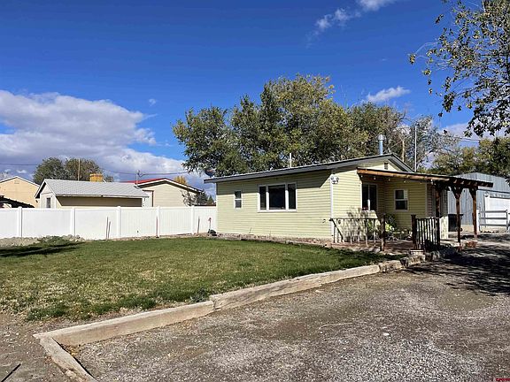 4th image of 619 1st St
