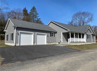 103 Kickemuit Ave, Bristol, RI 02809